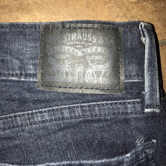 Junior’s Levi’s Super Skinny Jeans - Picture 5 of 6